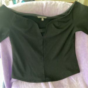 Black Off the shoulder top. Short sleeve.  Shoulder to waist length 22”